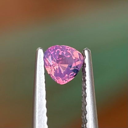 0.33 ct Natural Pink Sapphire Vietnam. Triangle Shape. No Treatment.