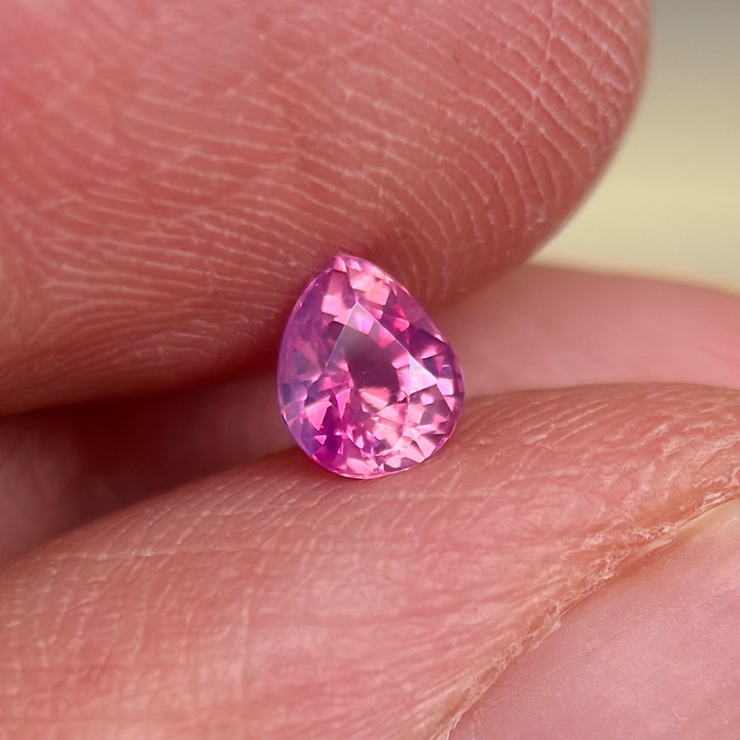 0.44 ct Natural Pink Sapphire Vietnam. Pear Shape. No treatment