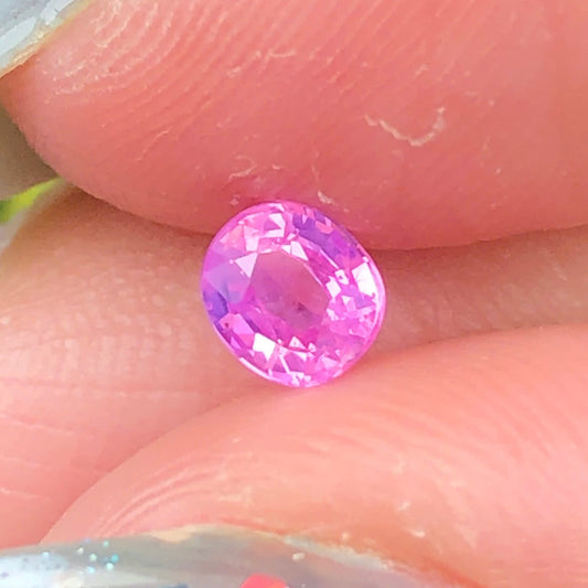0,39ct Natural Purple Sapphire Vietnam. Cushion Shape. No Treatment Sapphire Luc Yen.