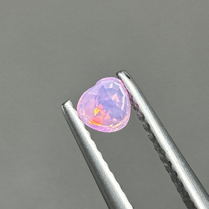 0,41ct Natural Pink Milky Sapphire Viet Nam. Heat Shape. No Treatment Milky Sapphire Luc Yen.