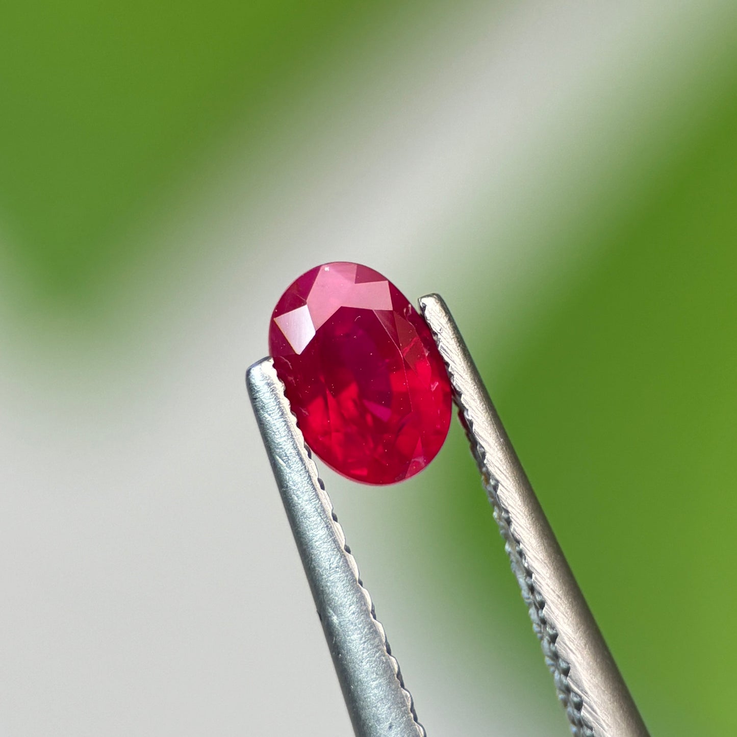 0.64 ct Natural Ruby Viet Nam. Oval Shape. No treatment.