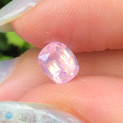 1,09ct Natural Pink Sapphire Vietnam. Cushion Shape. No Treatment Sapphire Luc Yen.