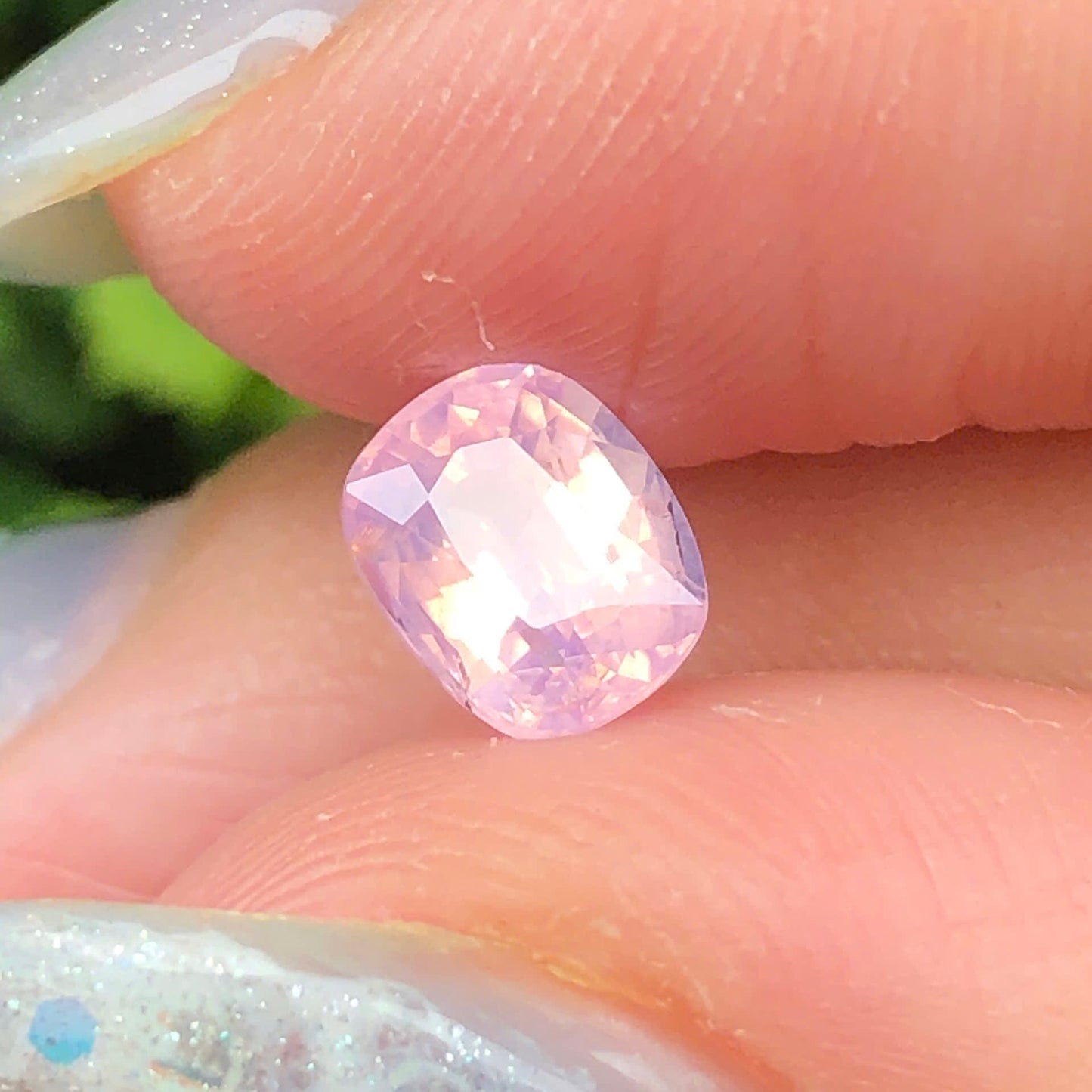 1,09ct Natural Pink Sapphire Vietnam. Cushion Shape. No Treatment Sapphire Luc Yen.