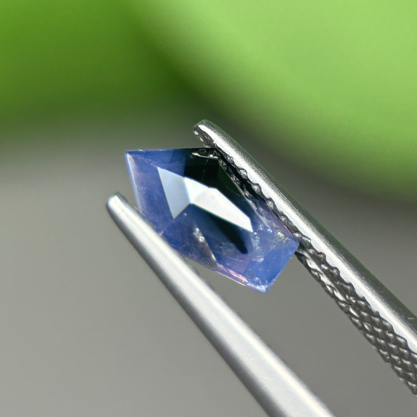 0,86 Natural Blue Milky Sapphire Vietnam. Freeform. No Treatment Milky Sapphire Luc Yen.