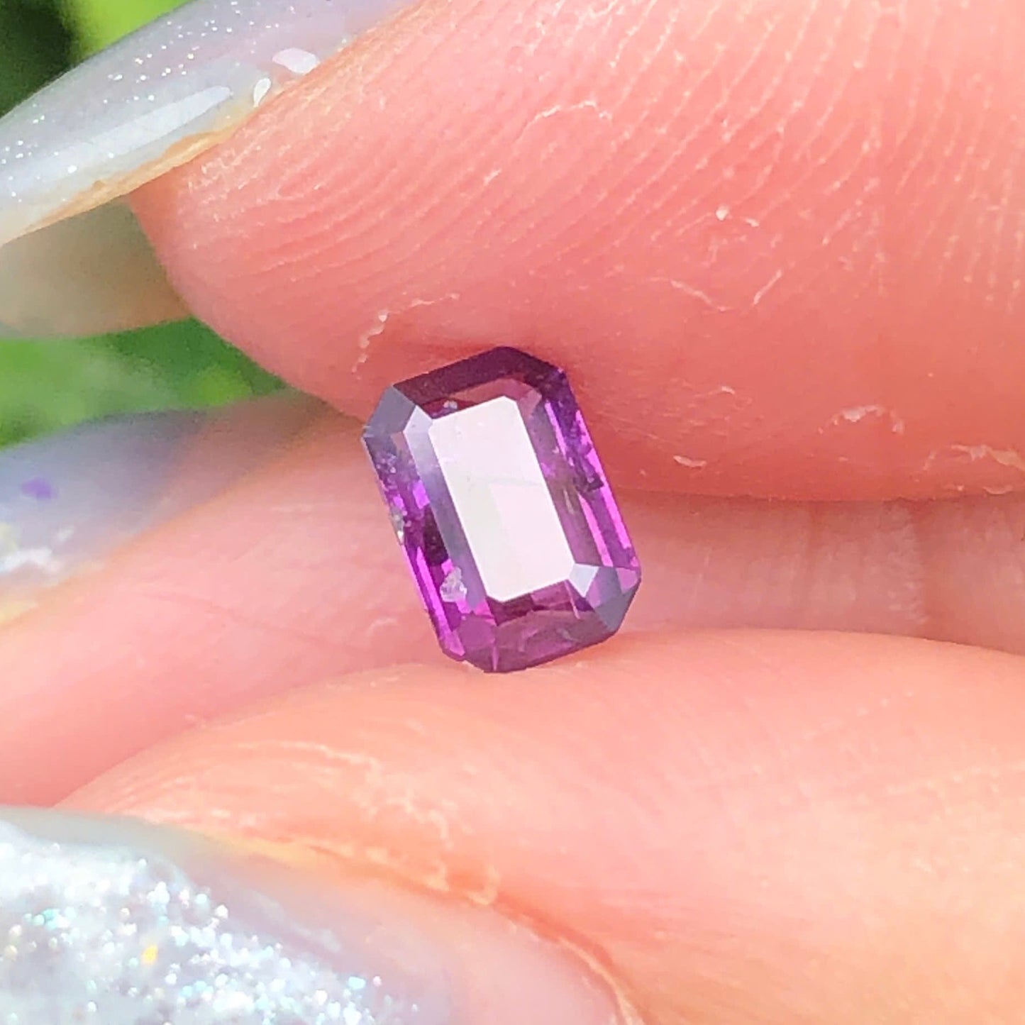 0,47ct Natural Purple Sapphire Vietnam. Emerald Shape. No Treatment Sapphire Luc Yen.