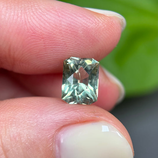 2,25ct Natural Yellowish Green Tourmaline Vietnam. Emerald Shape. No Treatment, No Heat Tourmaline Luc Yen.