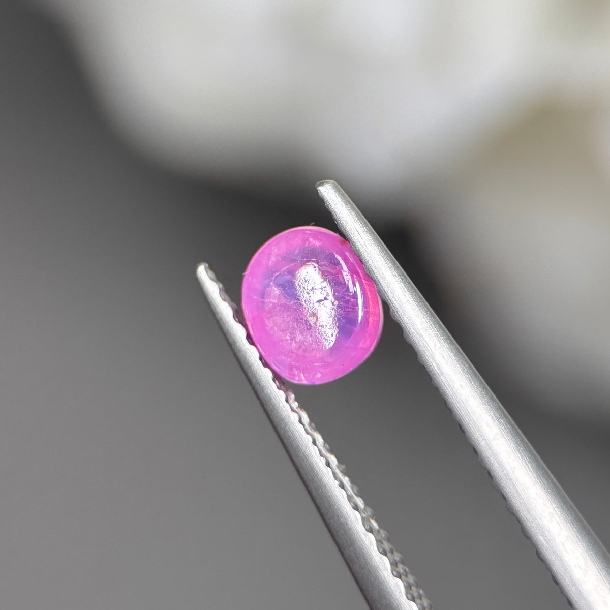 0,9ct Natural Pink Cacbochon Sapphire Viet Nam. No Treatment Sapphire Luc Yen.