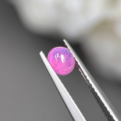 0,9ct Natural Pink Cacbochon Sapphire Viet Nam. No Treatment Sapphire Luc Yen.
