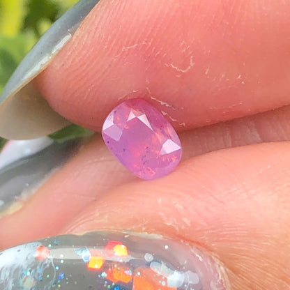 0,62ct Natural Purple Pink Milky Sapphire Vietnam. Cushion Shape. No Treatment Milky Sapphire Luc Yen.
