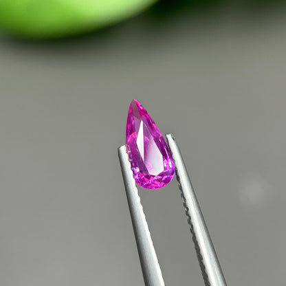 1,06ct Natural Purple Sapphire Vietnam. Pear Shape. No Treatment Sapphire Luc Yen.