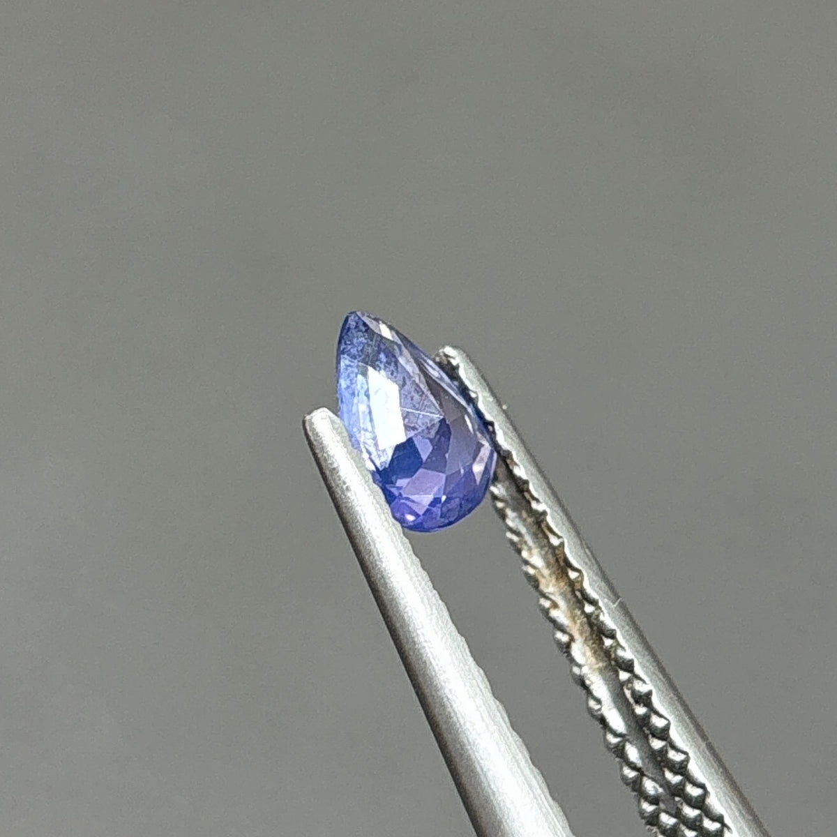 0,33ct Natural Blue Sapphire Vietnam. Pear Shape. No Treatment Sapphire Luc Yen.