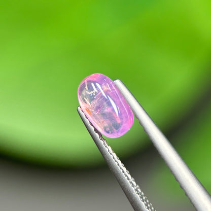 0.95ct Natural Pink Cacbochon Sapphire Viet Nam. No treatment.