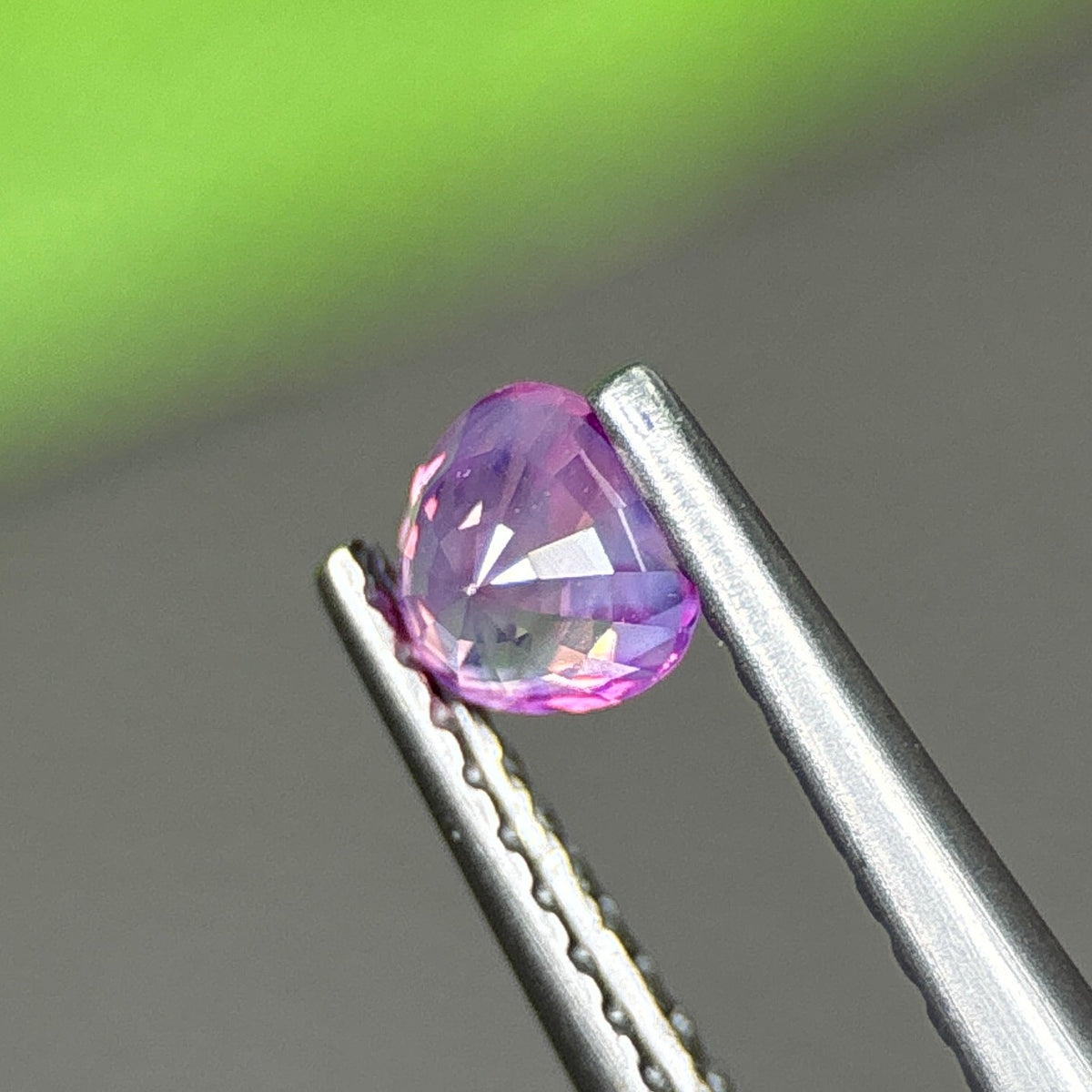 0,41ct Natural Pink Milky Sapphire Vietnam. Trilliant Shape. No Treatment Milky Sapphire Luc Yen.
