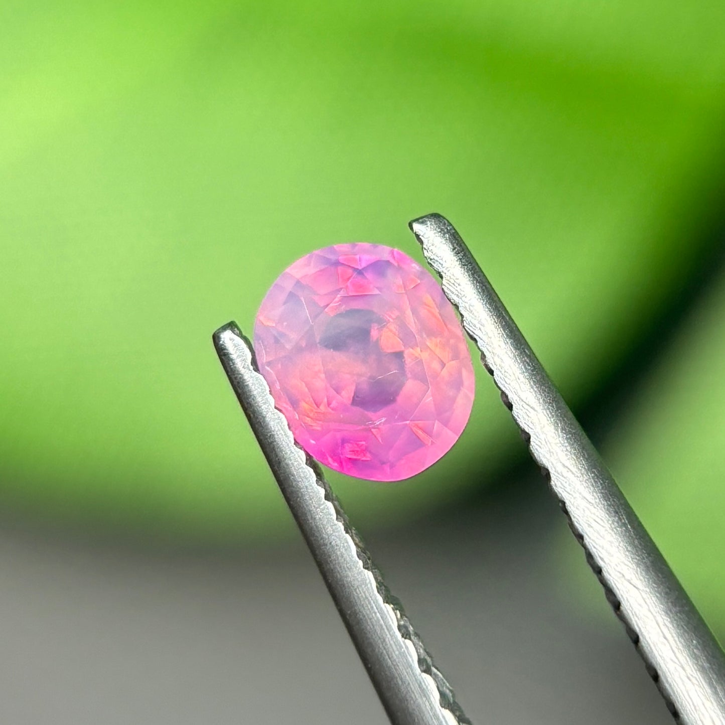0,54 Natural Pink Milky Sapphire Vietnam. Oval Shape. No Treatment Milky Sapphire Luc Yen.