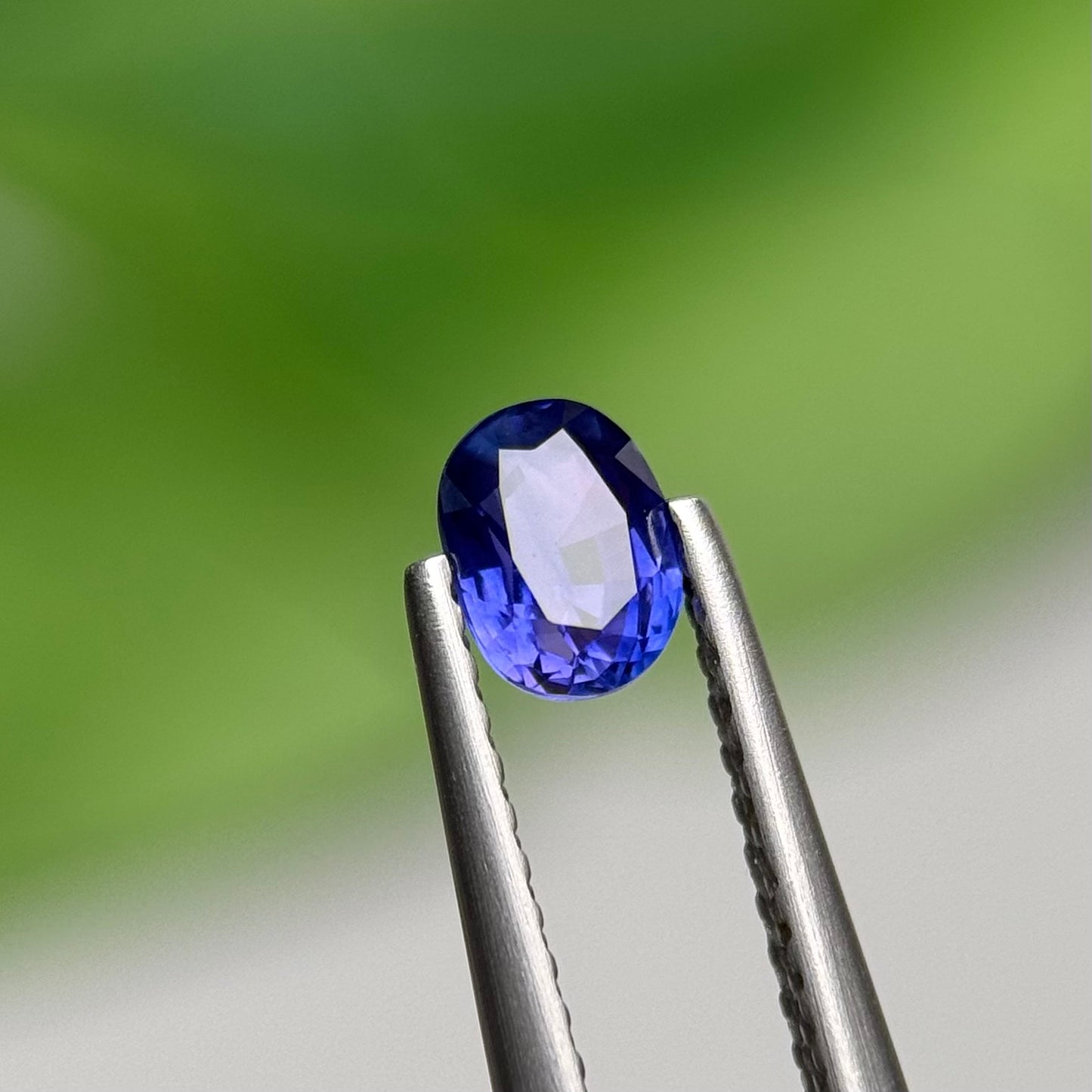 0.52 ct Natural Blue Sapphire Vietnam. Oval Shape. No Treatment.