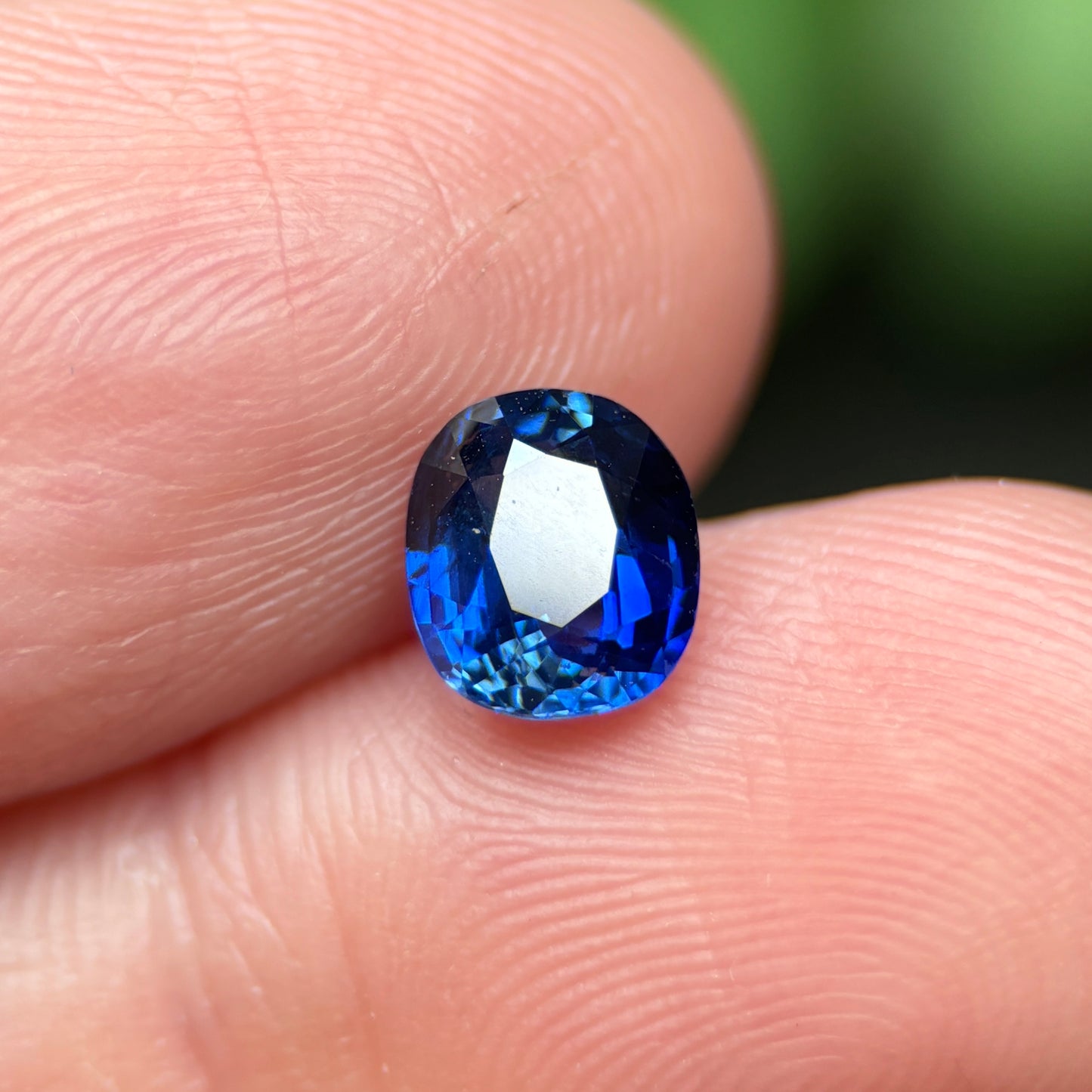 1,11ct Natural Blue Sapphire Vietnam. Cushion Shape. No Treatment Sapphire Luc Yen.
