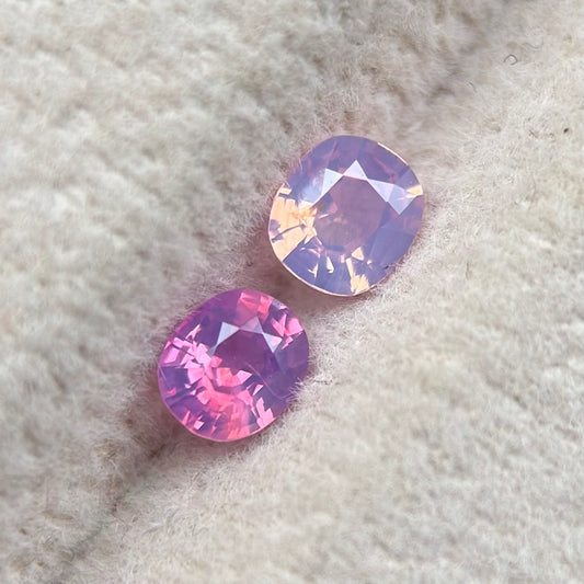 0.56 ct / 2Pcs Natural Pink  Milky Sapphire Viet Nam. Cushion Shape. No treatment.