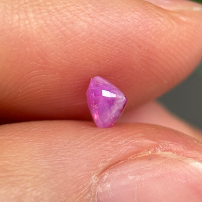 0.49ct Natural Pink Milky Sapphire Vietnam