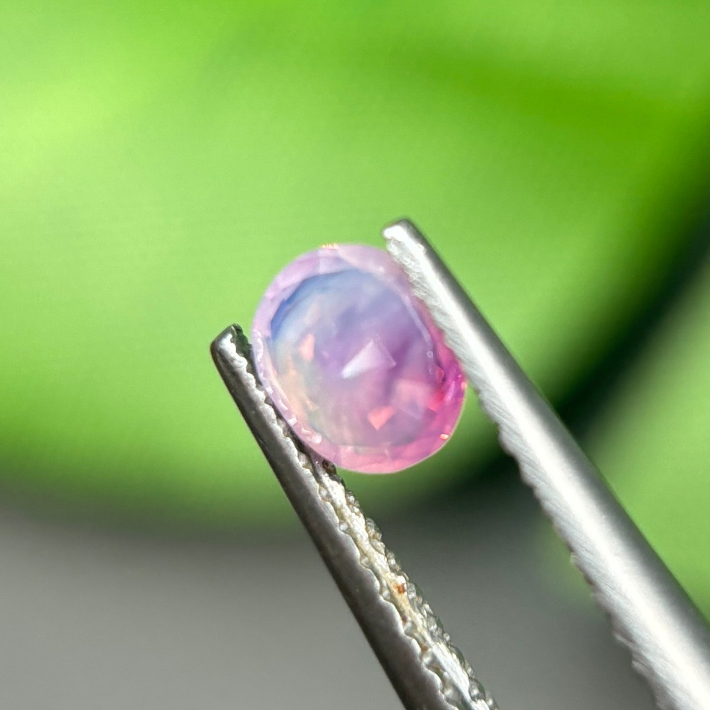 0,54 Natural Pink Milky Sapphire Vietnam. Oval Shape. No Treatment Milky Sapphire Luc Yen.