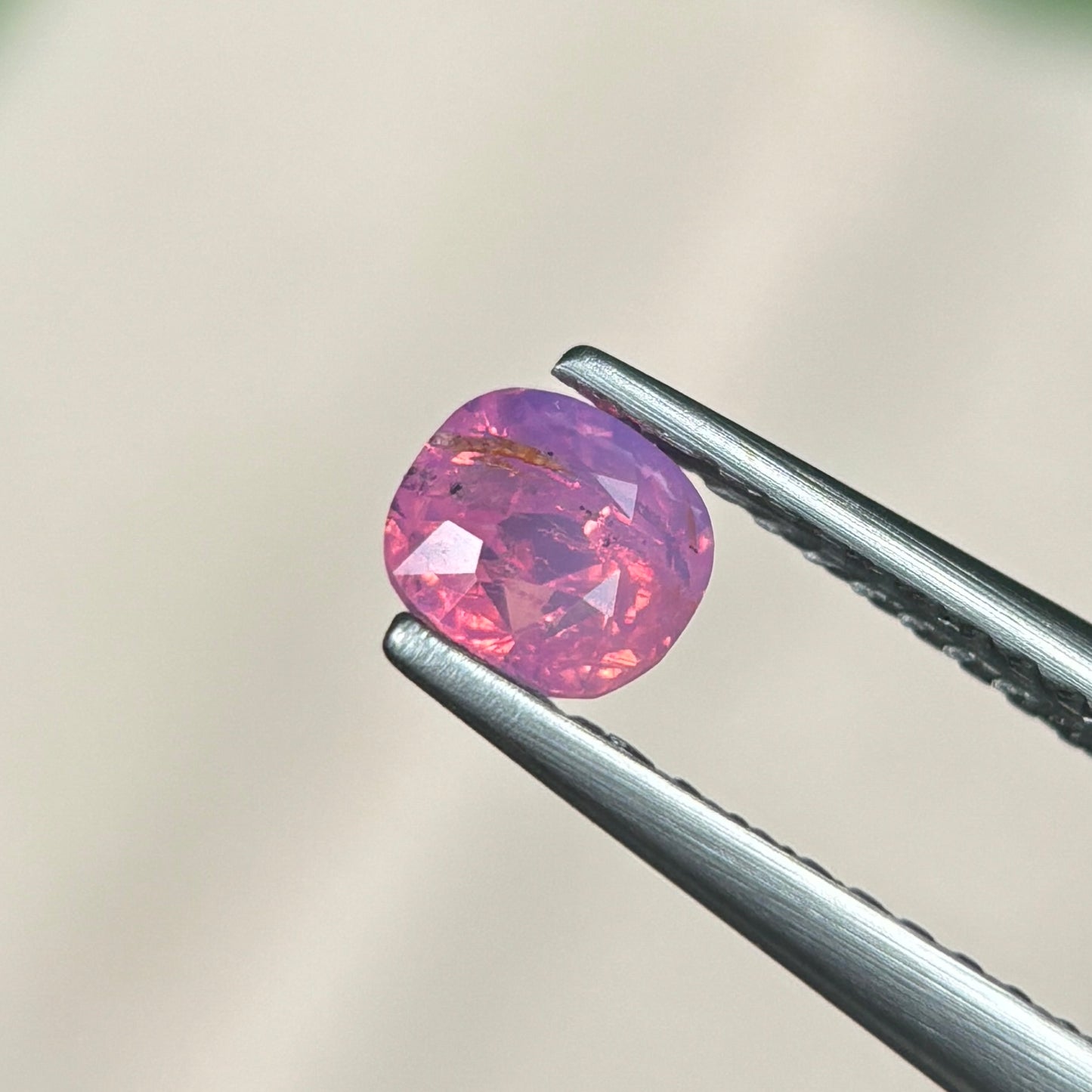 0,61ct Natural Pink Milky Sapphire Vietnam. Cushion Shape. No Treatment Milky Sapphire Luc Yen.