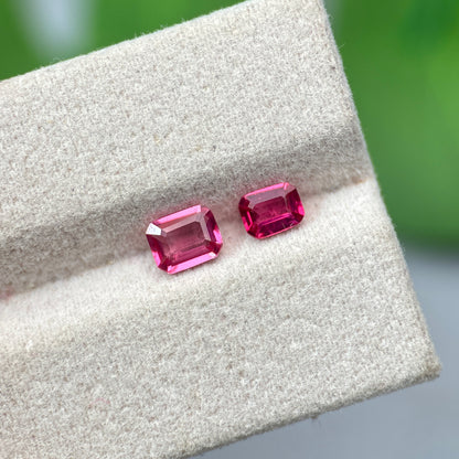 0.92 ct/ 2Pcs Natural Pink & Red Spinel Vietnam. Emerald Shape. No Treatment.