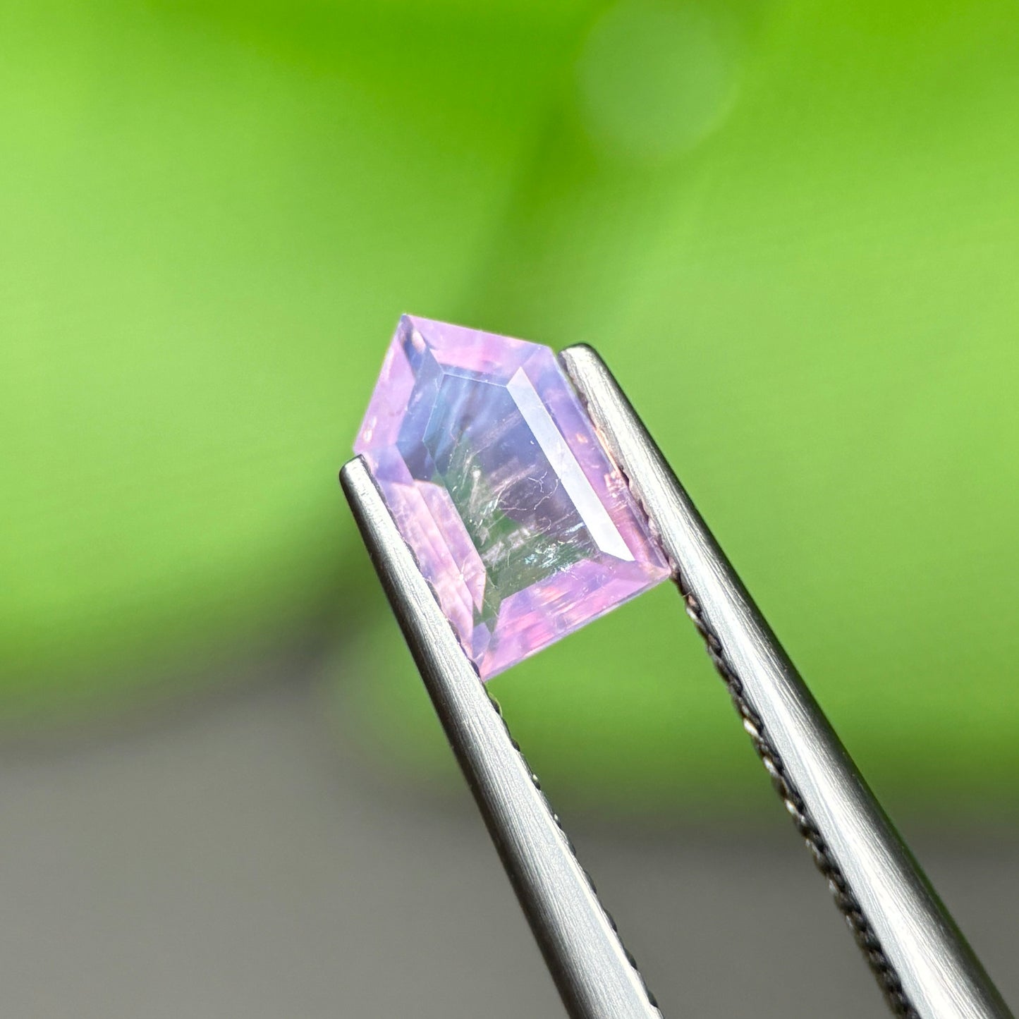 0,81ct Natural Pink Milky Sapphire Vietnam. Freeform. No Treatment Milky Sapphire Luc Yen.