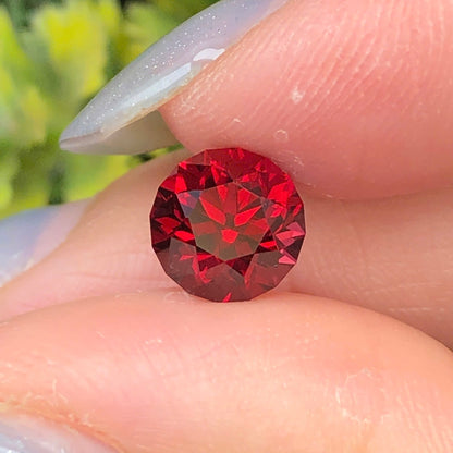 2,16ct Natural Red Garnet Vietnam. Round Shape. No Treatment Garnet Luc Yen.