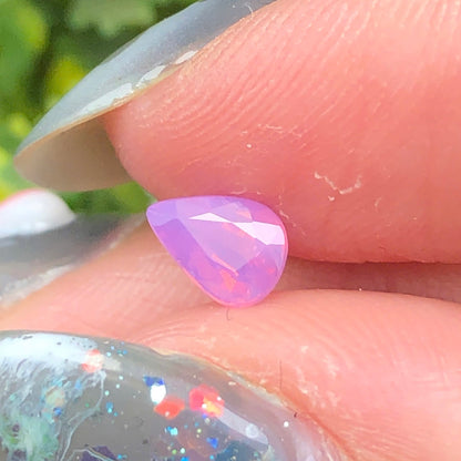0,49ct Natural Pink Milky Sapphire Vietnam. Pear Shape. No Treatment Milky Sapphire Luc Yen.