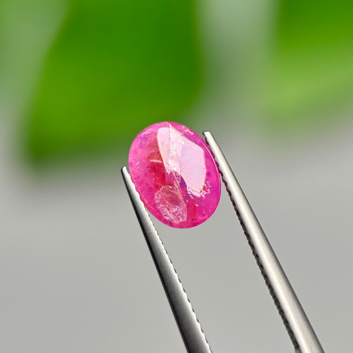 2.59ct Natural Ruby Cacbochon Viet Nam. No treatment Ruby Luc Yen.