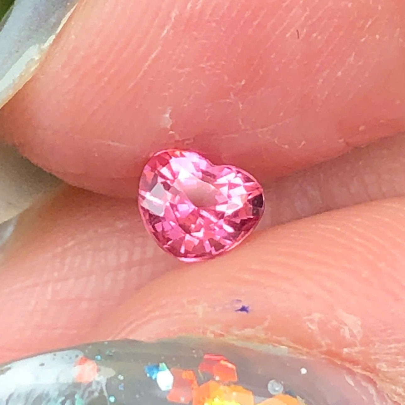 0,33ct Natural Pink Sinel Vietnam. Heart Shape. No Treatment Spinel Luc Yen.