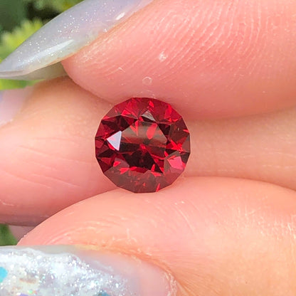 2,16ct Natural Red Garnet Vietnam. Round Shape. No Treatment Garnet Luc Yen.