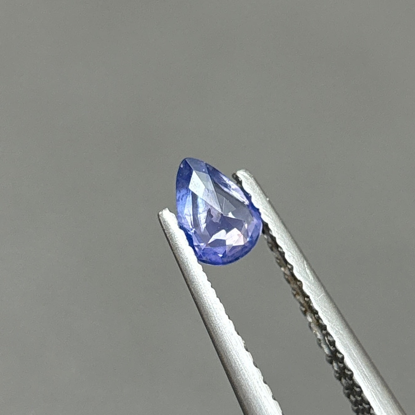 0,33ct Natural Blue Sapphire Vietnam. Pear Shape. No Treatment Sapphire Luc Yen.