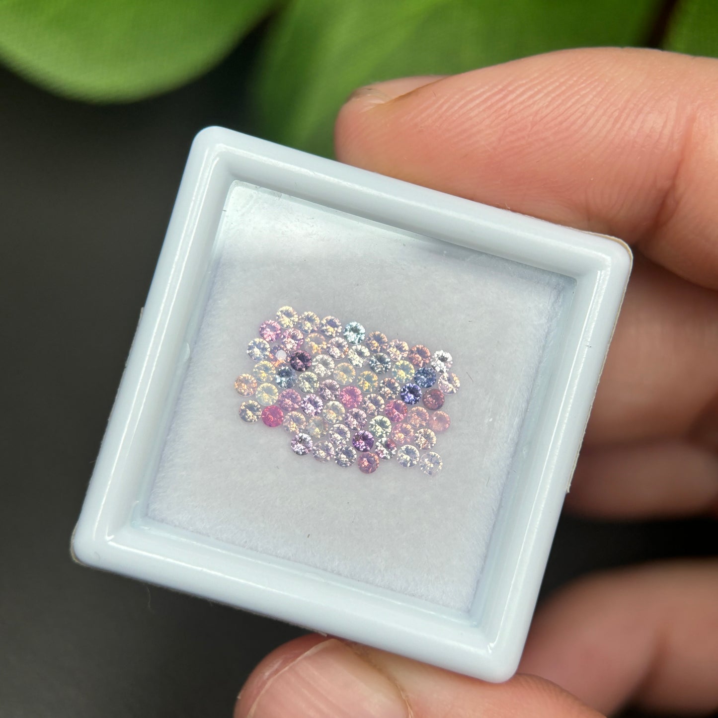 1,0ct/ 59Pcs Natural Sapphire Vietnam, Round Shape, C1 Quality, No Treatment Sapphire Luc Yen.