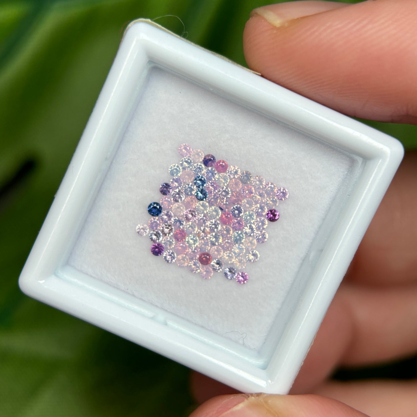 1,0ct/82Pcs Natural Sapphire Vietnam, Round Shape, C1 Quality, No Treatment Sapphire Luc Yen.