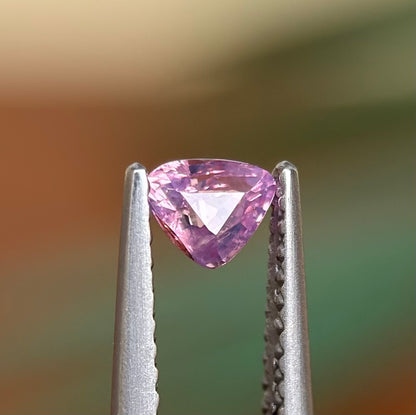 0.41 ct Natural Pink Sapphire Vietnam. Triangle Shape. No Treatment.