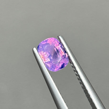 1,0ct Natural Pink Milky Sapphire Vietnam. Cushion Shape. No Treatment Milky Sapphire Luc Yen.