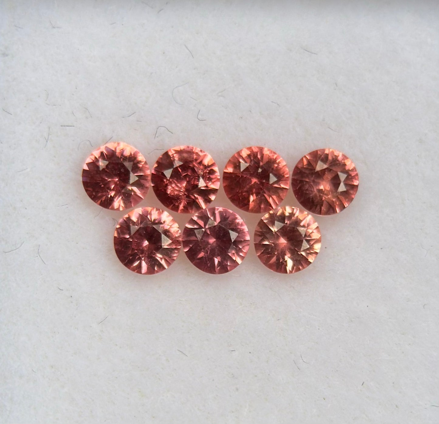 0,81 ct/ 7 Pcs Natural Brownish Orange Spinel Vietnam. Round Shape.