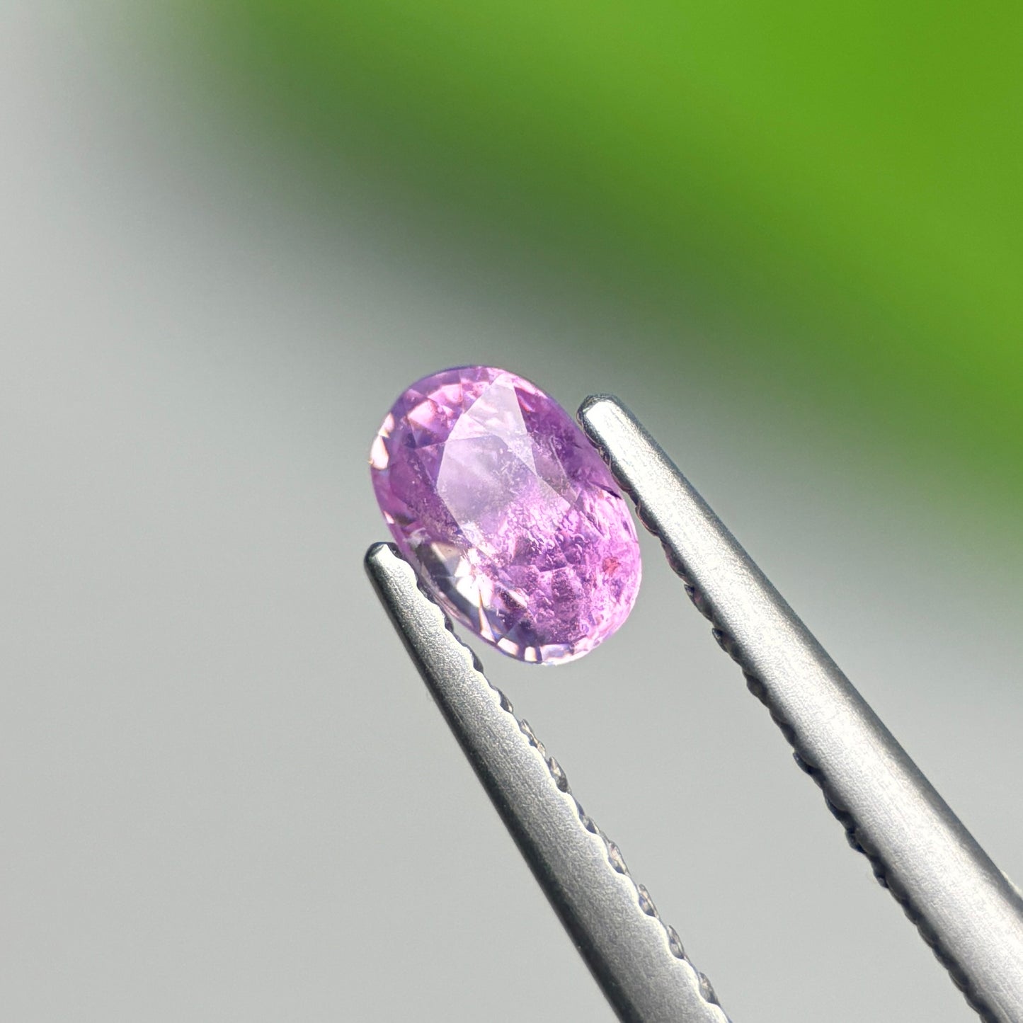 0.55 ct Natural Purple Sapphire Vietnam. Oval Shape.
