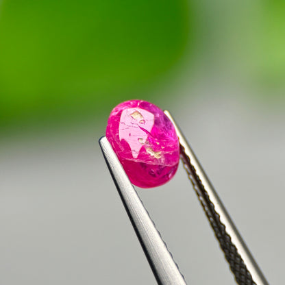 0,94ct Natural Ruby Cacbochon Viet Nam. No treatment Ruby Luc Yen.