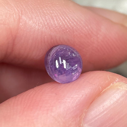 1,69ct Natural Purple Cacbochon Sapphire Viet Nam. No Treatment Sapphire Luc Yen.