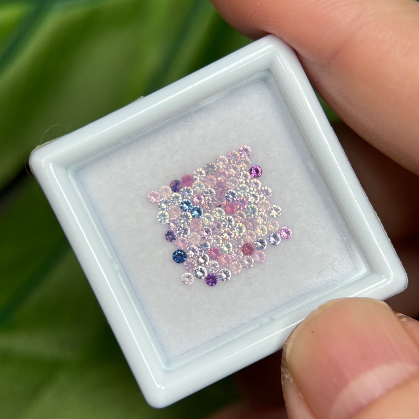 1,0ct/82Pcs Natural Sapphire Vietnam, Round Shape, C1 Quality, No Treatment Sapphire Luc Yen.