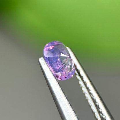 0,44ct Natural Purple Sapphire Viet Nam. Cushion Shape. No Treatment Sapphire Luc Yen.