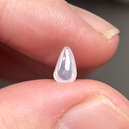 0,59ct Natural White Cacbochon Sapphire Viet Nam. No Treatment Sapphire Luc Yen.