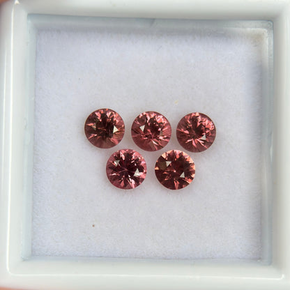 1,36 ct/ 5Pcs Natural Brownish Orange Spinel Vietnam. Round Shape.
