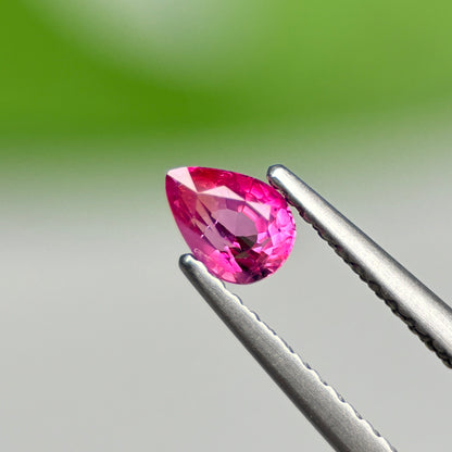 0.46 ct Natural Pink Sapphire Vietnam. Pear Shape.