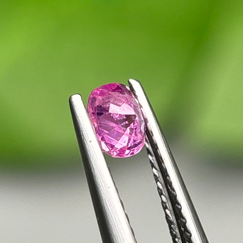 0,35ct Natural Pink Milky Sapphire Vietnam. Cushion Shape. No Treatment Milky Sapphire Luc Yen.