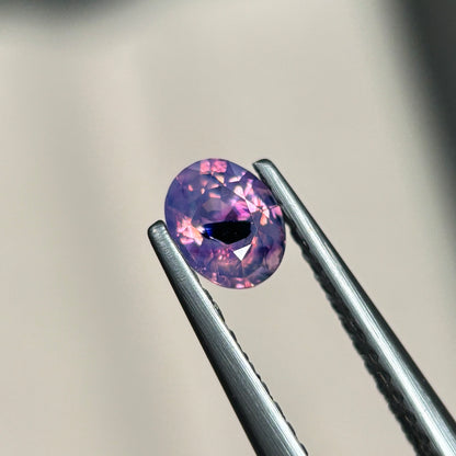 0,45ct Natural Pinkish Purple Milky Sapphire Vietnam. Oval Shape. No Treatment Milky Sapphire Luc Yen.