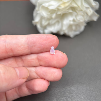 0,59ct Natural White Cacbochon Sapphire Viet Nam. No Treatment Sapphire Luc Yen.