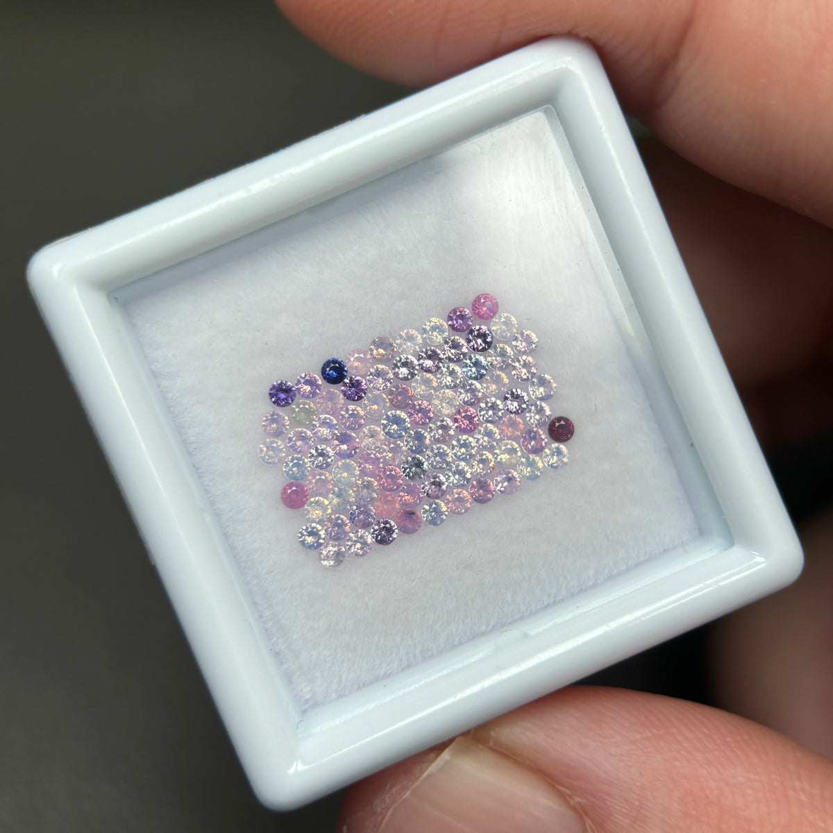 1,0ct/ 82Pcs Natural Sapphire Vietnam, Round Shape, C1 Quality, No Treatment Sapphire Luc Yen.