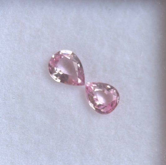 0.73 ct/ 2Pcs Natural Pink Spinel Vietnam. Pear Shape. No Treatment.